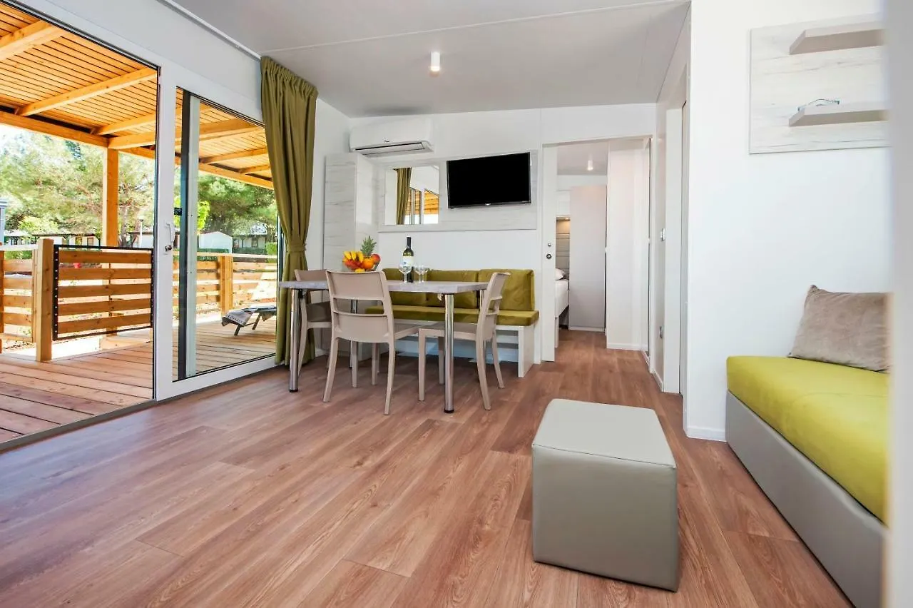 Campsite Lanterna Mobile Homes Mediteran Kamp Porec Croatia